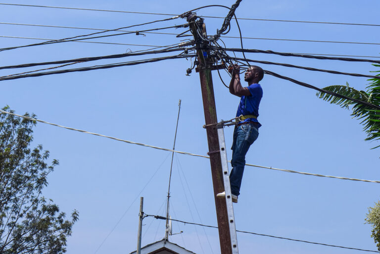 Bunia : le manque des lieux pour la gestion des déchets à la base de l’instabilité du courant électrique