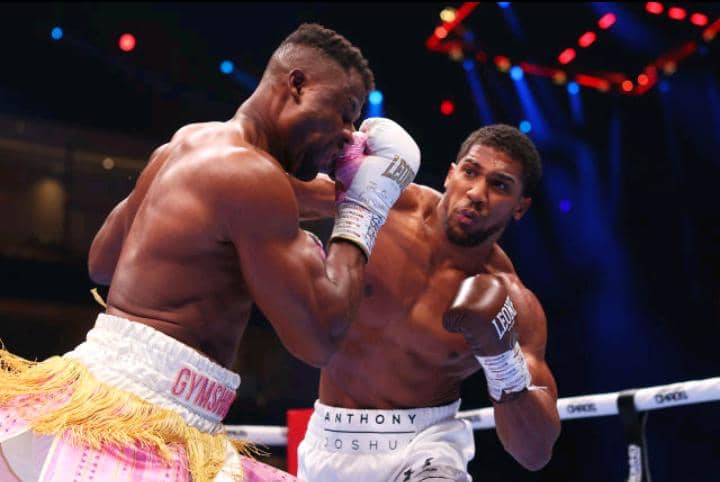 Boxe : à Riyad, Joshua a éteint Ngannou au deuxième Round