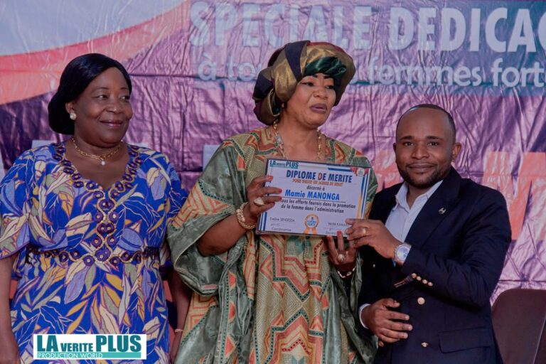 Bunia : Mamie Mononga kenda de la DGDA, lauréate du prix du leadership