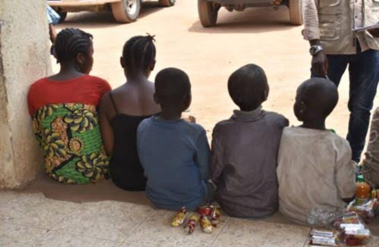 Mambasa : trois enfants rescapés lors de l’attaque des ADF tuant treize personnes à l’Est de Biakato