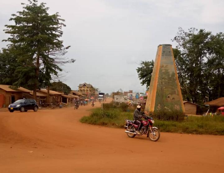 Mambasa : la société civile locale préoccupée par la présence d’hommes armés près de Mayuano