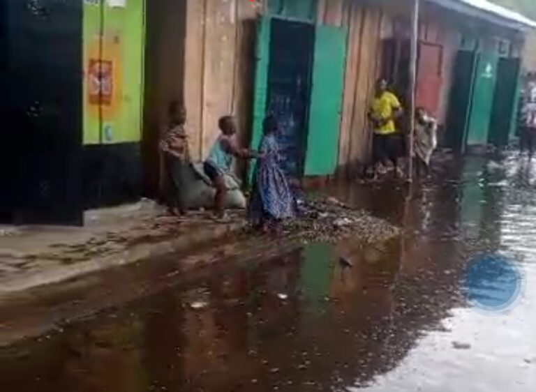 Ituri : Urgence au Village Joo, la montée rapide des eaux du Lac Albert, une menace de plus pour la population